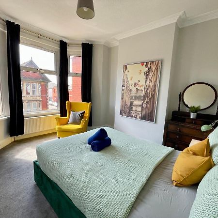 Edwardian City Centre House For Big Groups, Offroad Parking & Hot Tub! Кардіфф Екстер'єр фото