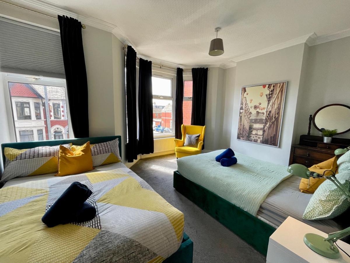 Edwardian City Centre House For Big Groups, Offroad Parking & Hot Tub! Кардіфф Екстер'єр фото